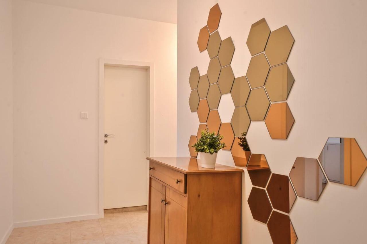 South Park, Vitosha View, 2-Bdr, 2-Bthr Apartment By Flat Mаnager Sofia Eksteriør billede